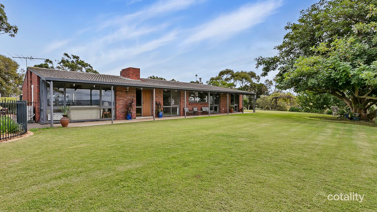 3-bedroom house at 52 Seaview Road, Mclaren Vale, SA 5171, Onkaparinga Council, South Australia