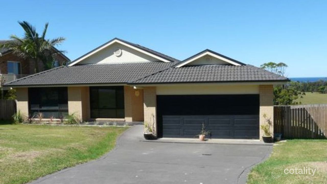 4-bedroom house at 230 Diamond Beach Road, Diamond Beach, NSW 2430, Mid-Coast Council, New South Wales