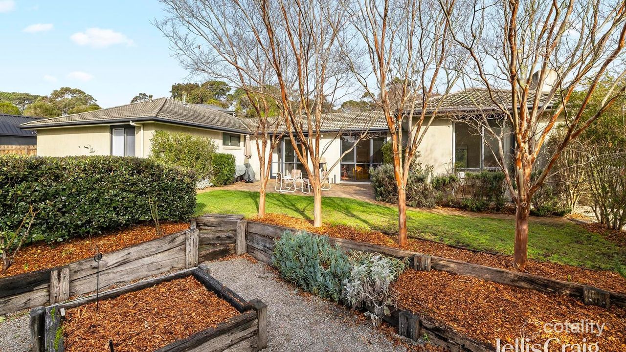 5-bedroom house at 11 Glenisla Drive, Mount Martha, VIC 3934, Mornington Peninsula, Victoria