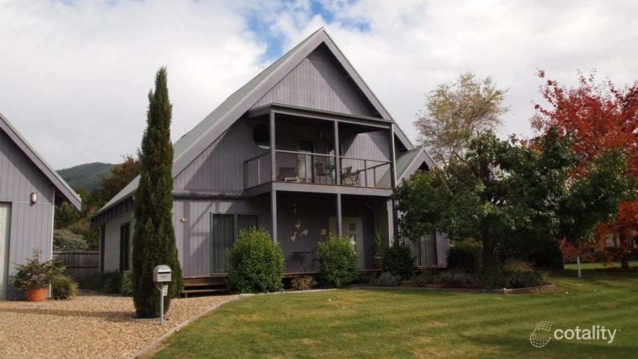 3-bedroom house at 24 Gavan Street, Bright, VIC 3741, Alpine, Victoria