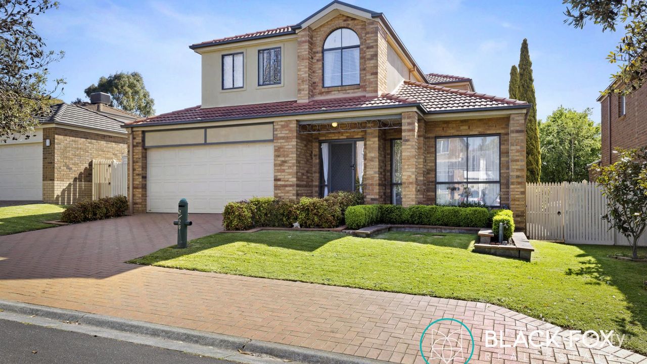 4-bedroom unit at 2/26 Pepperbush Crescent, Langwarrin, VIC 3910, Frankston Council, Victoria