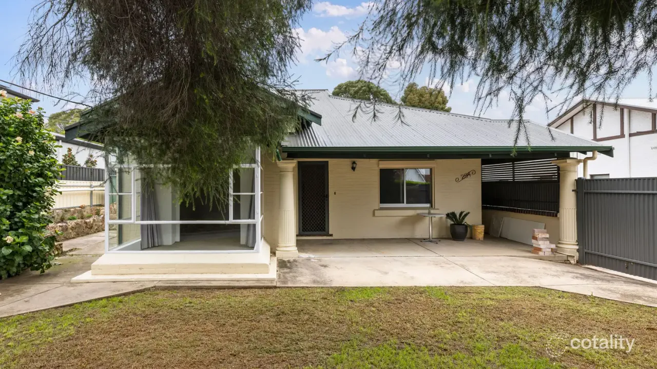 3-bedroom unit at 1/294 Magill Road, Beulah Park, SA 5067, Burnside, South Australia