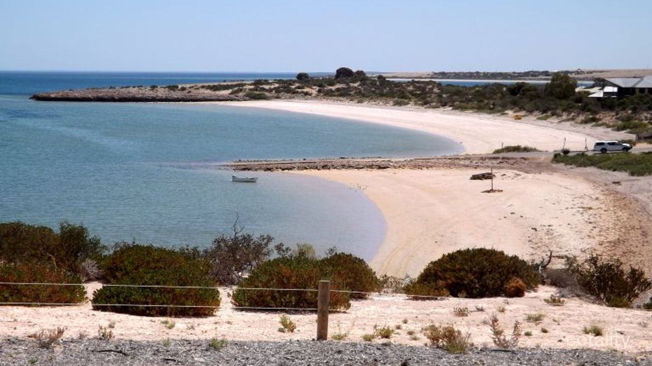 3-bedroom house at 21 Flinders Drive, Streaky Bay, SA 5680, Streaky Bay, South Australia