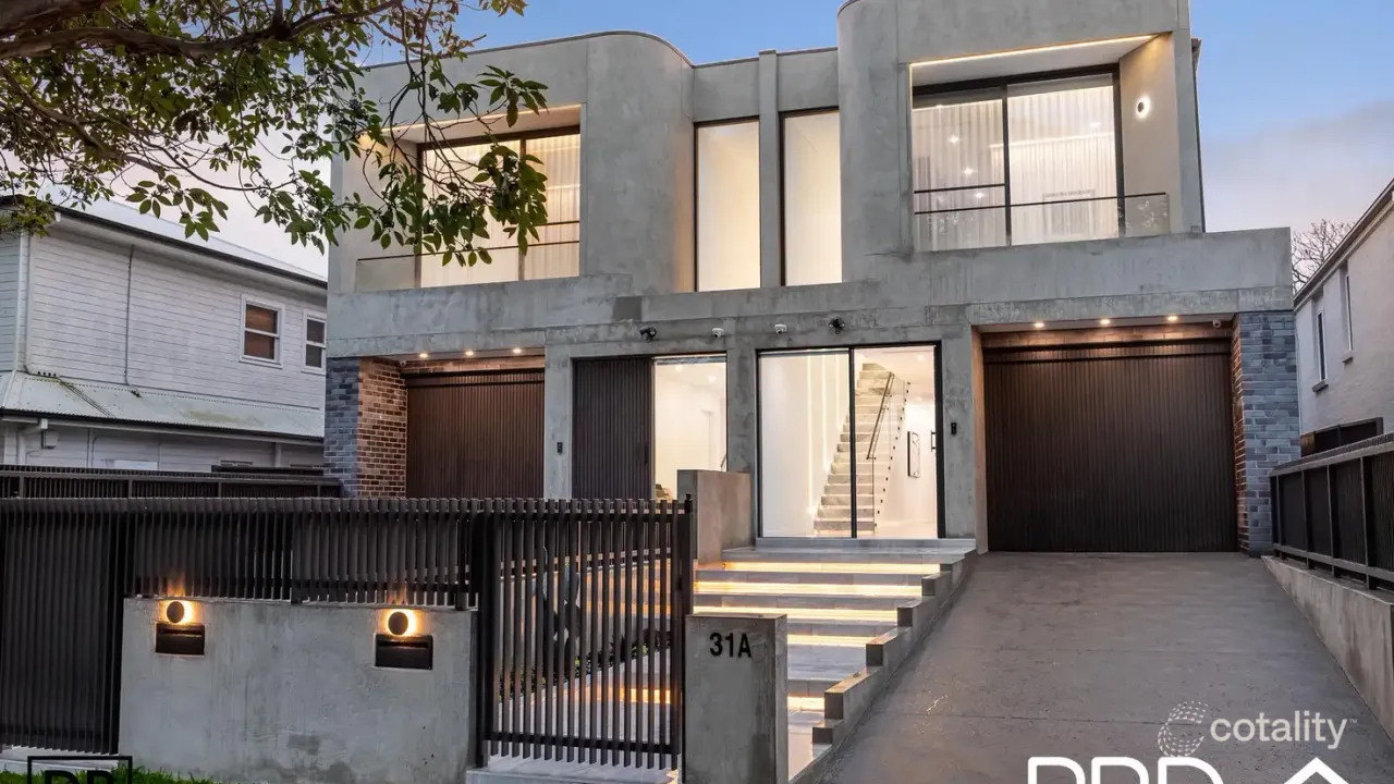 6-bedroom house at 31 Anderson Avenue, Panania, NSW 2213, Canterbury-Bankstown Council, New South Wales