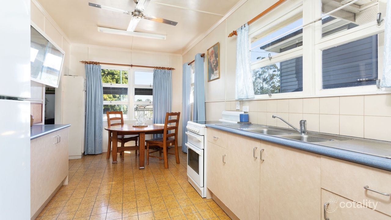 3-bedroom house at 129 Waverley Road, Taringa, QLD 4068, Brisbane, Queensland