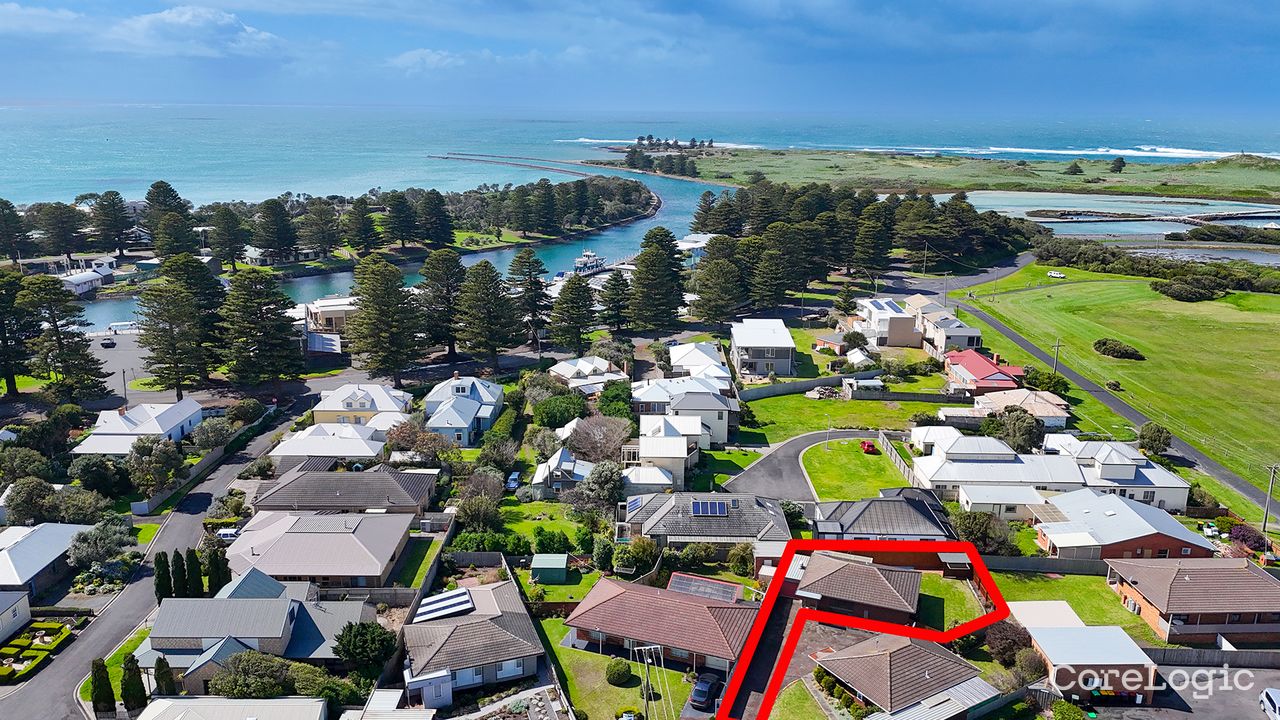 2-bedroom unit at 2/3 Mandeville Court, Moyne Council, Victoria