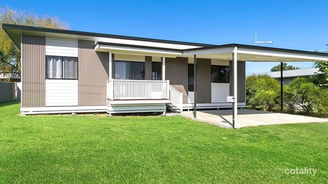 3-bedroom house at 3 Commerford Street, Nobby, QLD 4360, , Queensland