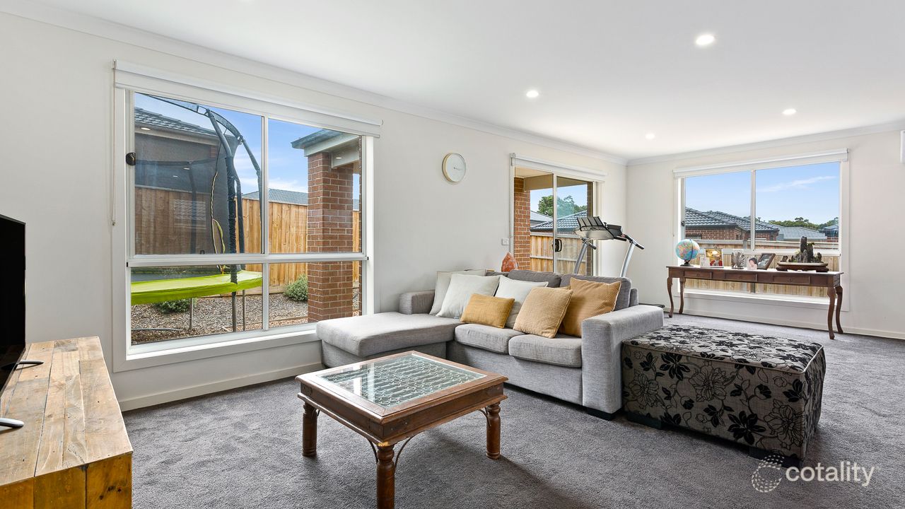 4-bedroom house at 17 Ferlie Place, Doreen, VIC 3754, Nillumbik, Victoria