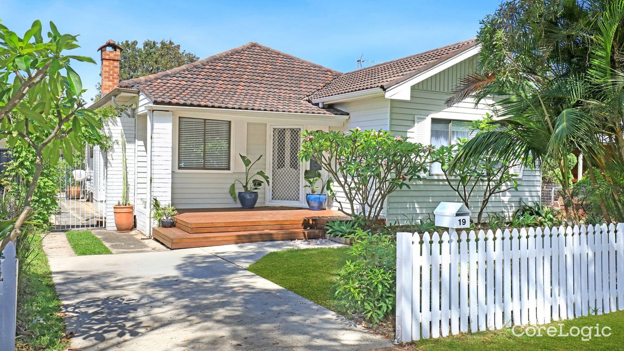 3-bedroom house at 19 Byron Street, Wollongong Council, New South Wales