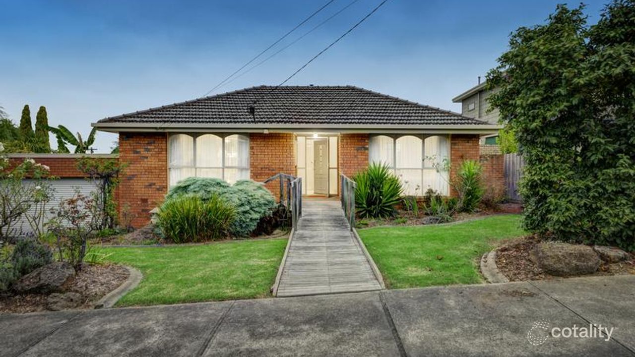 4-bedroom house at 60 Owens Street, Doncaster East, VIC 3109, Manningham Council, Victoria