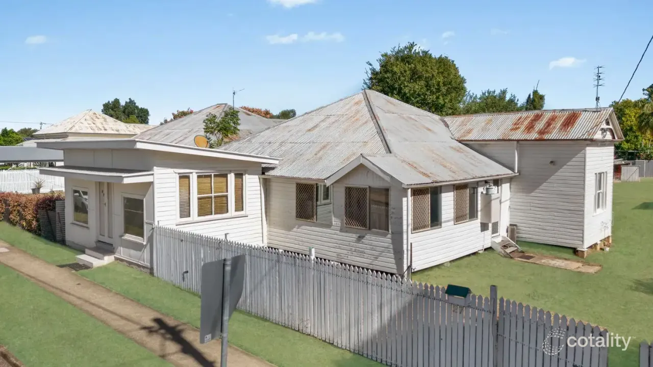 2-bedroom house at 27 Victoria Street, Forest Hill, QLD 4342, Lockyer Valley, Queensland