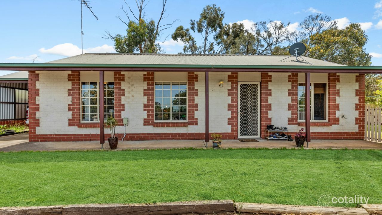 3-bedroom house at 1/52 Murray Street, Strathalbyn, SA 5255, Alexandrina, South Australia
