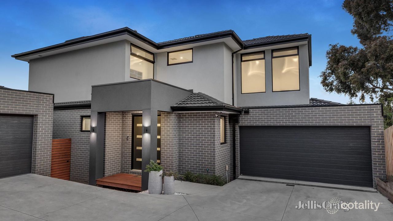 4-bedroom unit at 2/12 Sadie Street, Mount Waverley, VIC 3149, Monash, Victoria