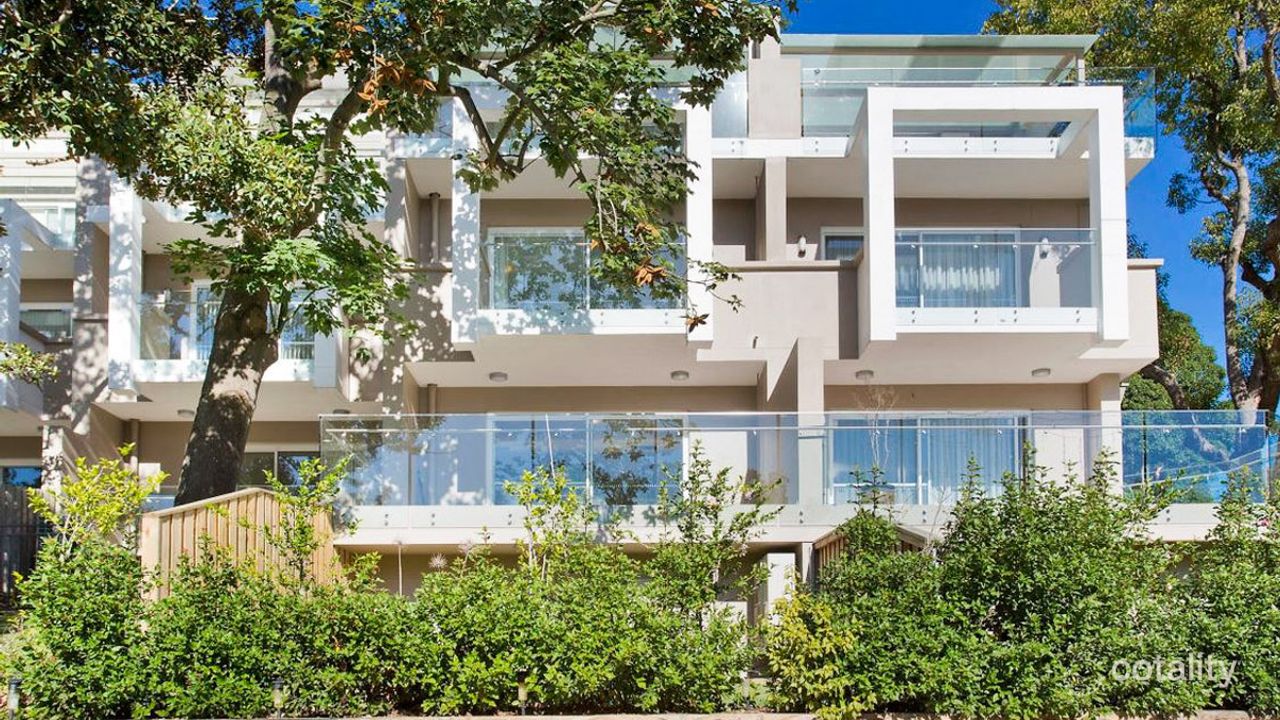 4-bedroom unit at 5/2-6 Salter Street, Huntleys Cove, NSW 2111, Hunters Hill Council, New South Wales