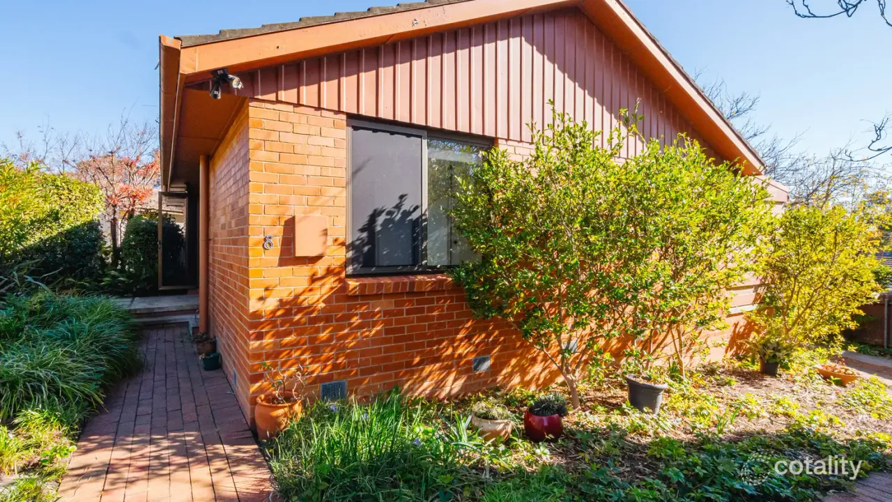 3-bedroom house at 8 Breona Place, Lyons, ACT 2606, , Australian Capital Territory