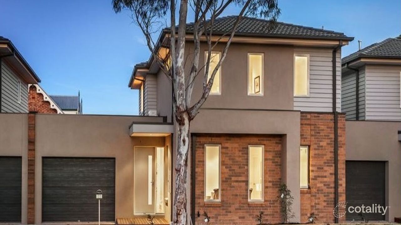 3-bedroom house at 33 Mulsanne Way, Donvale, VIC 3111, Manningham Council, Victoria