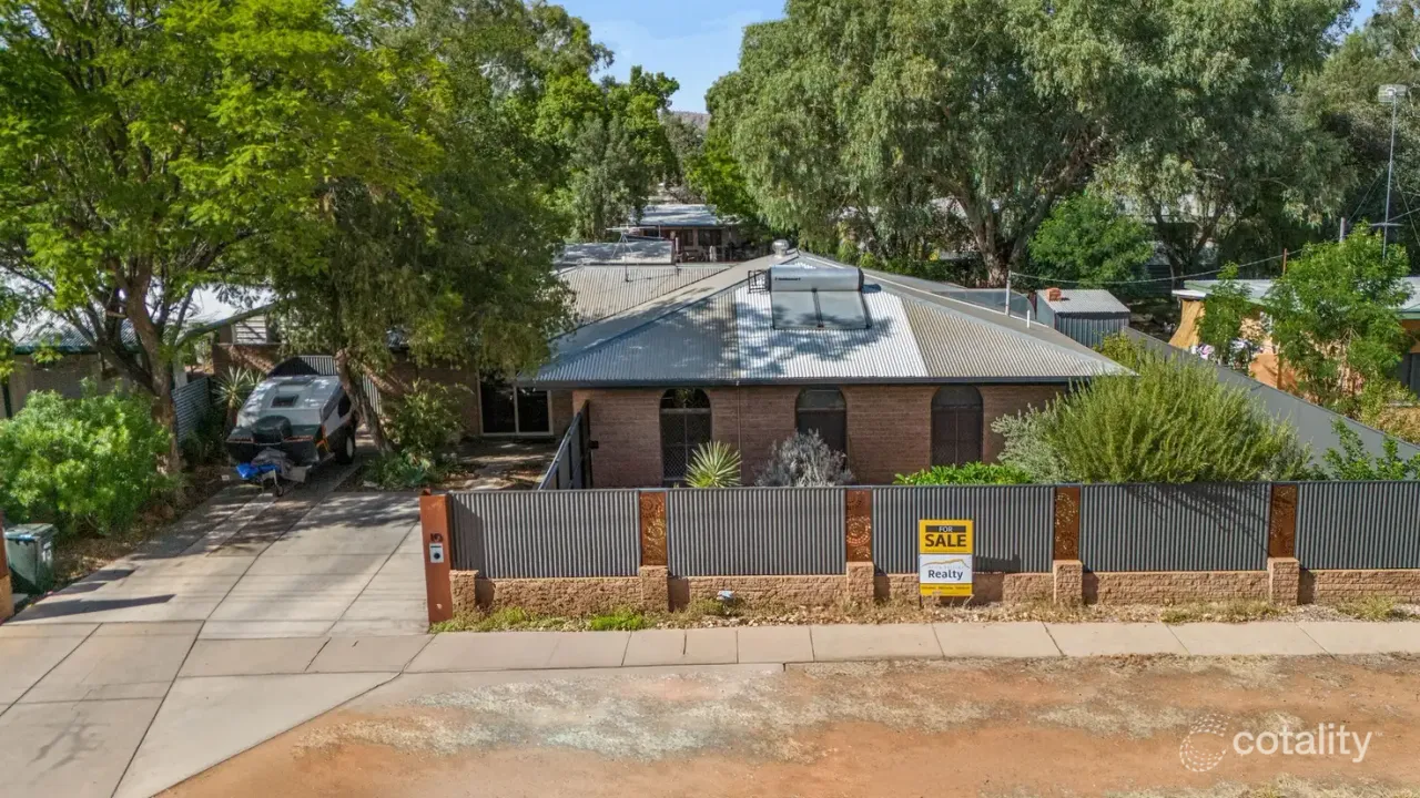 5-bedroom house at 10 Knuckey Avenue, Braitling, NT 0870, Alice Springs Council, Northern Territory