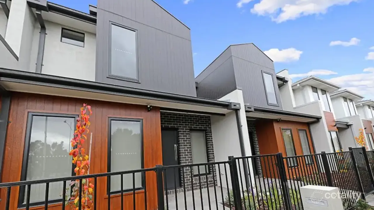 4-bedroom unit at 5 Wallara Waters Boulevard, Wallan, VIC 3756, Mitchell, Victoria