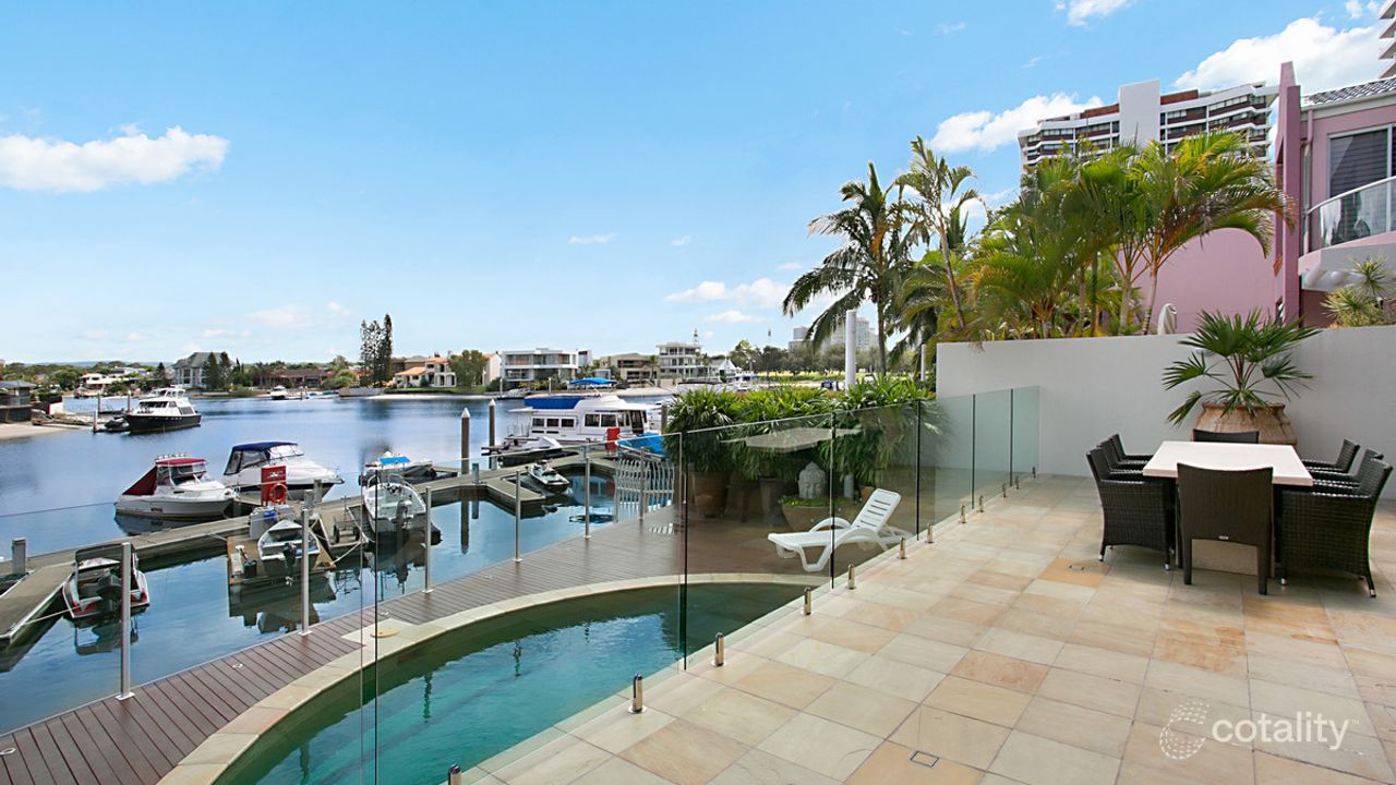 4-bedroom unit at 4/12 Commodore Drive, Surfers Paradise, QLD 4217, Gold Coast, Queensland