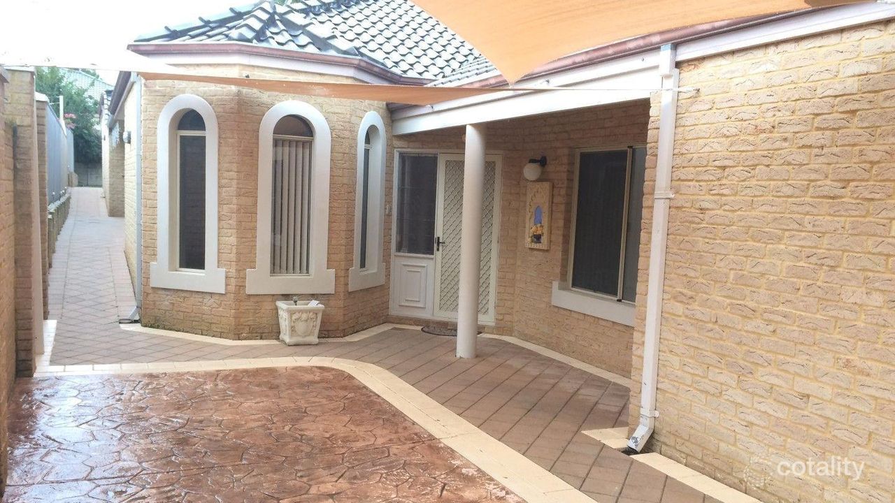 5-bedroom house at 4 First Street, Bicton, WA 6157, Melville, Western Australia