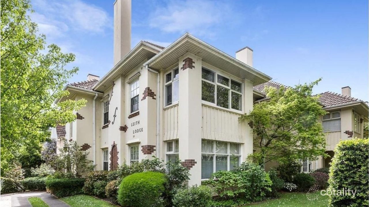 2-bedroom unit at 4/1 St Georges Road, Toorak, VIC 3142, Stonnington, Victoria