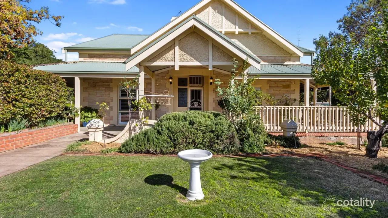 4-bedroom house at 2 King Street, Clare, SA 5453, Clare And Gilbert Valleys, South Australia