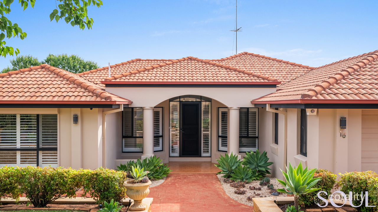 4-bedroom house at 18 Nelson Drive, Griffith, NSW 2680, Griffith, New South Wales