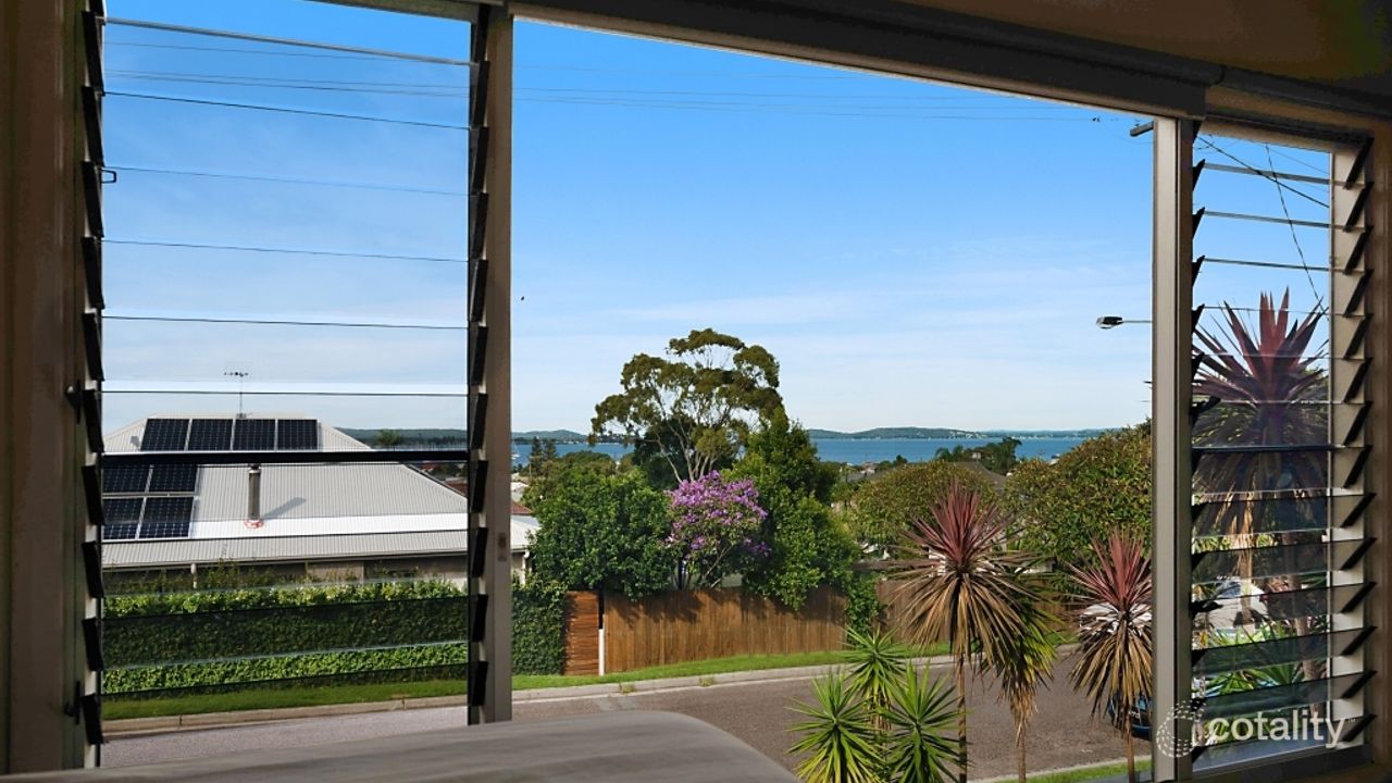 3-bedroom house at 3 Pearce Avenue, Belmont, NSW 2280, Lake Macquarie Council, New South Wales