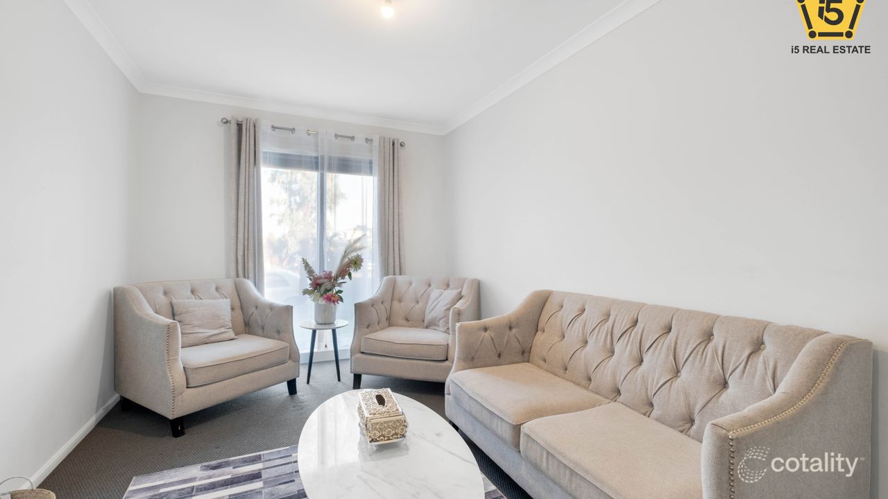 5-bedroom house at 8 Milecastle Street, Tarneit, VIC 3029, Wyndham, Victoria