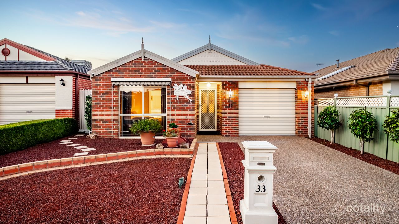 2-bedroom unit at 33 Francis Crescent, Langwarrin, VIC 3910, Frankston Council, Victoria