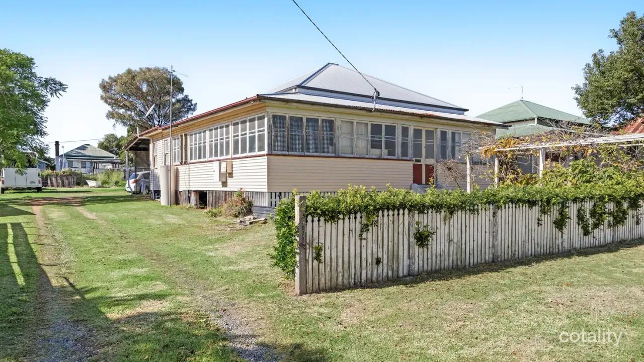 3-bedroom house at 4 Wallace Street, Warwick, QLD 4370, Southern Downs Council, Queensland