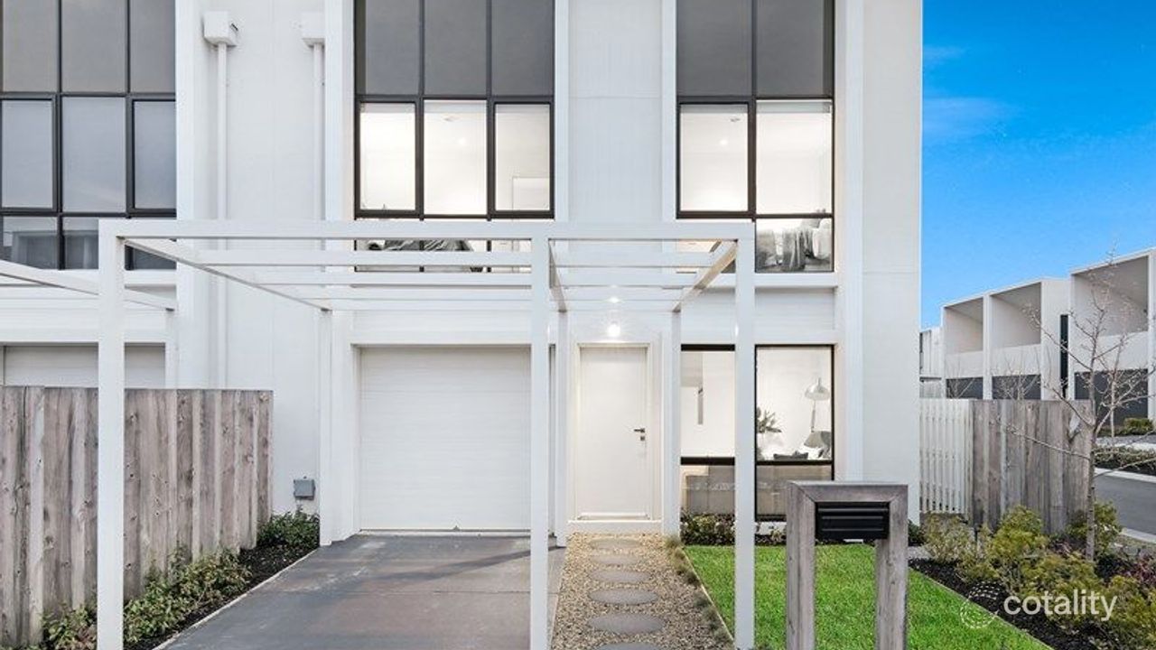 3-bedroom unit at 14 Talara Close, Springvale, VIC 3171, Greater Dandenong Council, Victoria