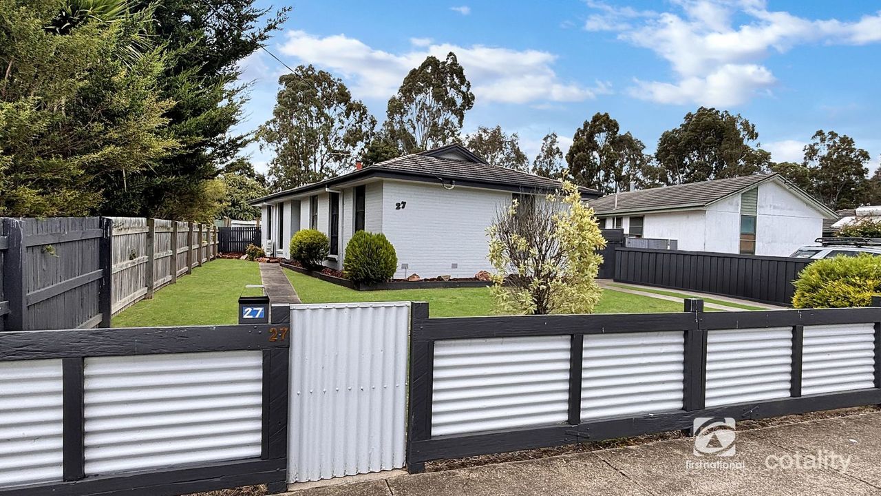 3-bedroom house at 27 Cameron Crescent, East Bairnsdale, VIC 3875, East Gippsland Council, Victoria