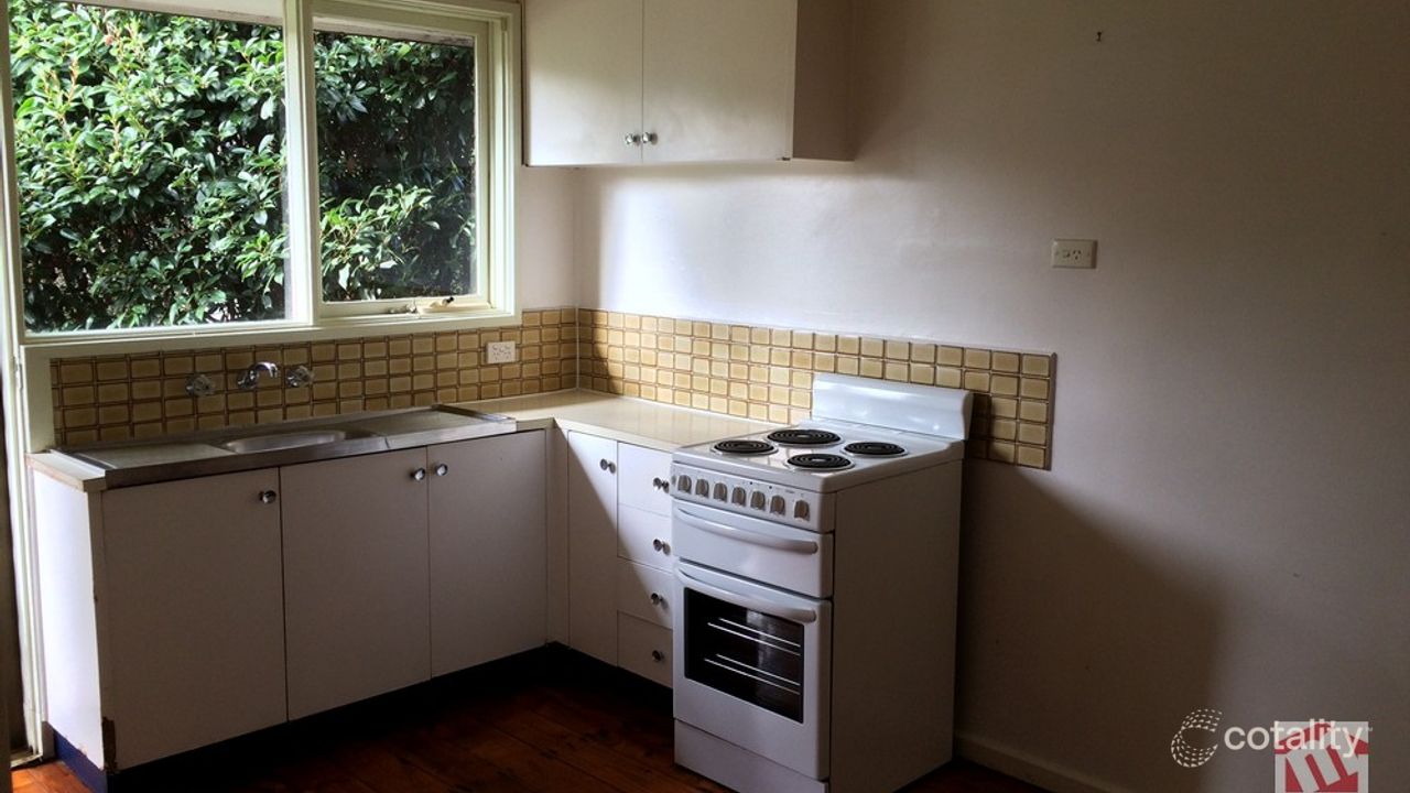 2-bedroom unit at 6 Queens Parade, Ashwood, VIC 3147, Monash, Victoria