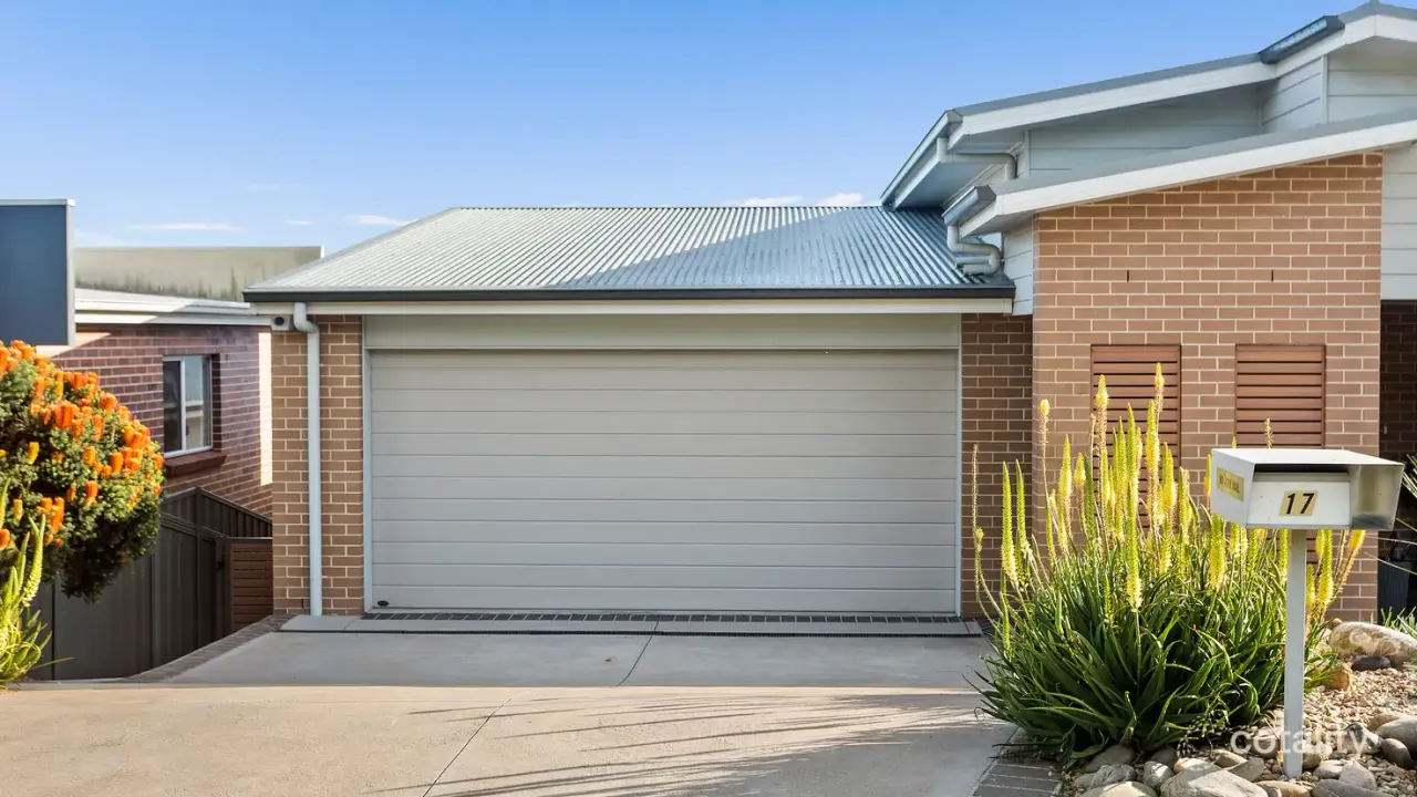 3-bedroom house at 17 Chaplin Place, Albion Park, NSW 2527, Shellharbour, New South Wales