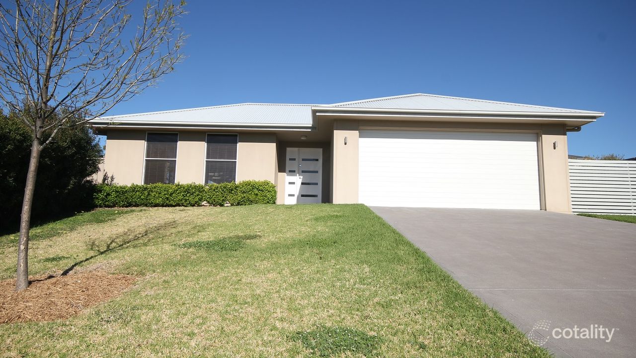 4-bedroom house at 14 Palmer Avenue, Mudgee, NSW 2850, Mid-Western Council, New South Wales