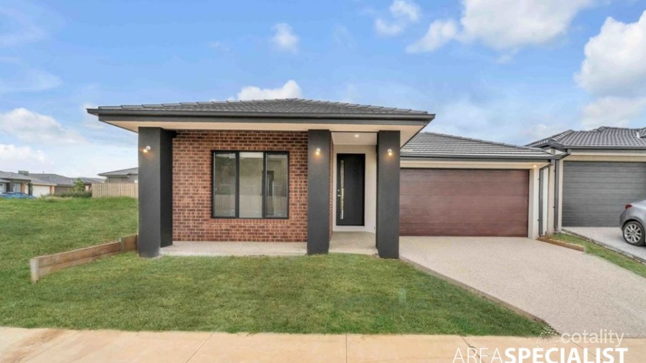 4-bedroom house at 126 Farm Road, Werribee, VIC 3030, Wyndham Council, Victoria