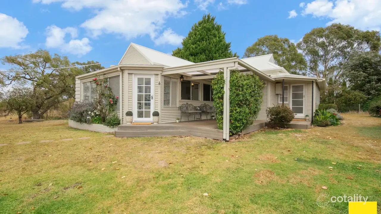 3-bedroom house at 2 Manse Street, Guyra, NSW 2365, Armidale, New South Wales