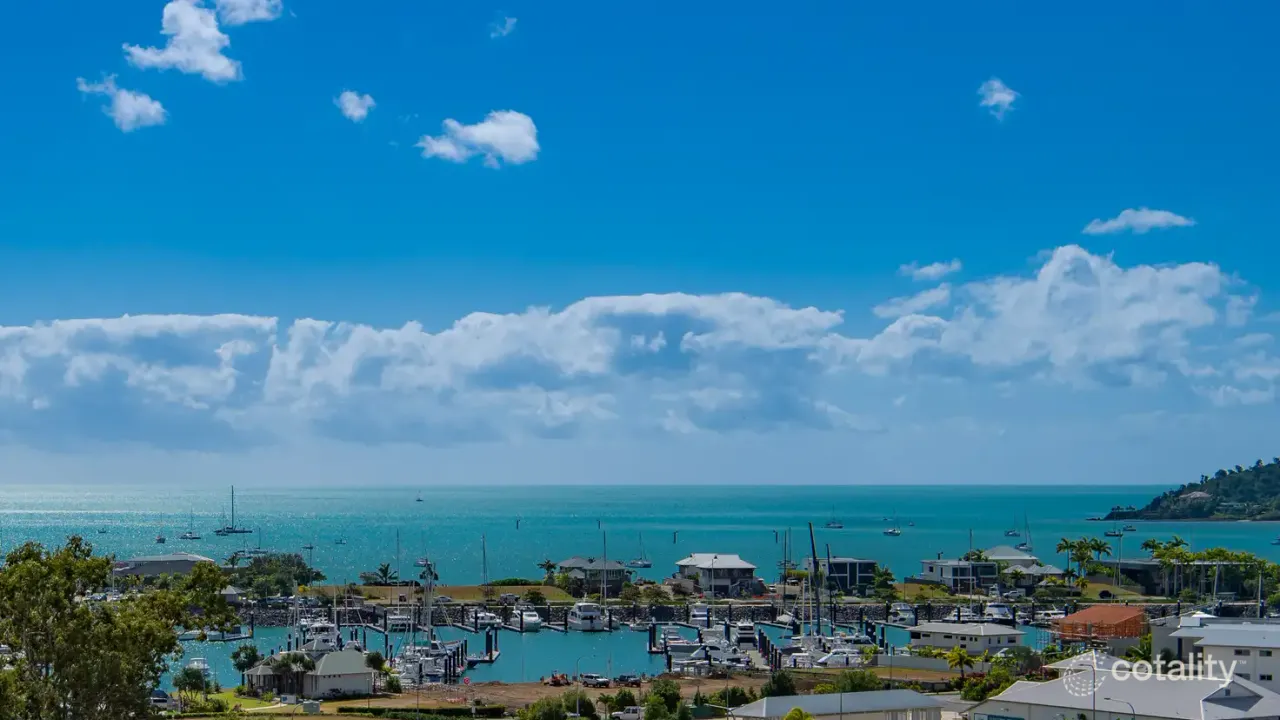 3-bedroom unit at 4/5 Hermitage Drive, Airlie Beach, QLD 4802, Whitsunday, Queensland