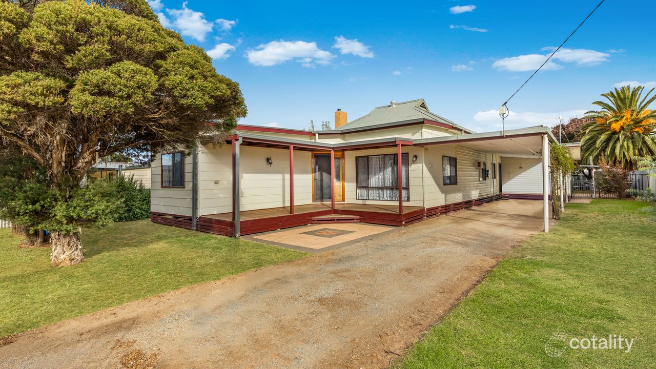 5-bedroom house at 13 Wilson Street, Gunbower, VIC 3566, Campaspe Council, Victoria