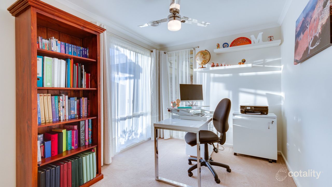 3-bedroom house at 40 Silverdene Avenue, Sydenham, VIC 3037, Brimbank, Victoria