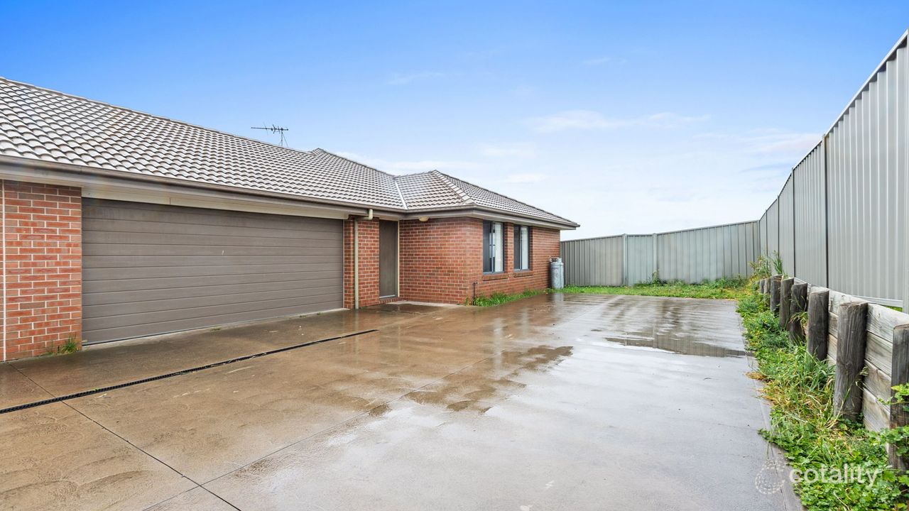 3-bedroom unit at 2/20 Fitzgerald Avenue, Muswellbrook, NSW 2333, Muswellbrook, New South Wales