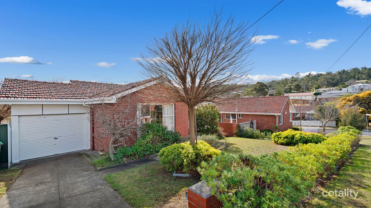 3-bedroom house at 6 Coolangatta Street, Lindisfarne, TAS 7015, Clarence Council, Tasmania