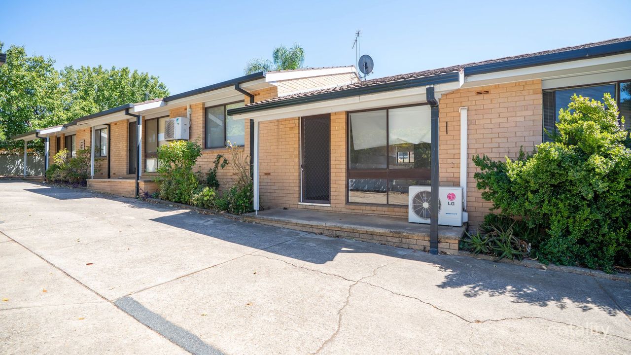 2-bedroom unit at 2/18 Edney Street, Kooringal, NSW 2650, Wagga Wagga, New South Wales
