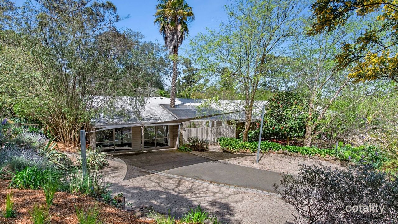 4-bedroom house at 13 Pennington Close, Mount Eliza, VIC 3930, Mornington Peninsula, Victoria