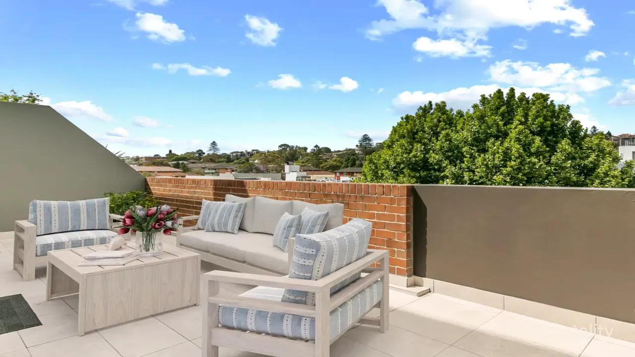 3-bedroom unit at 21/10 Oaks Avenue, Dee Why, NSW 2099, Northern Beaches Council, New South Wales