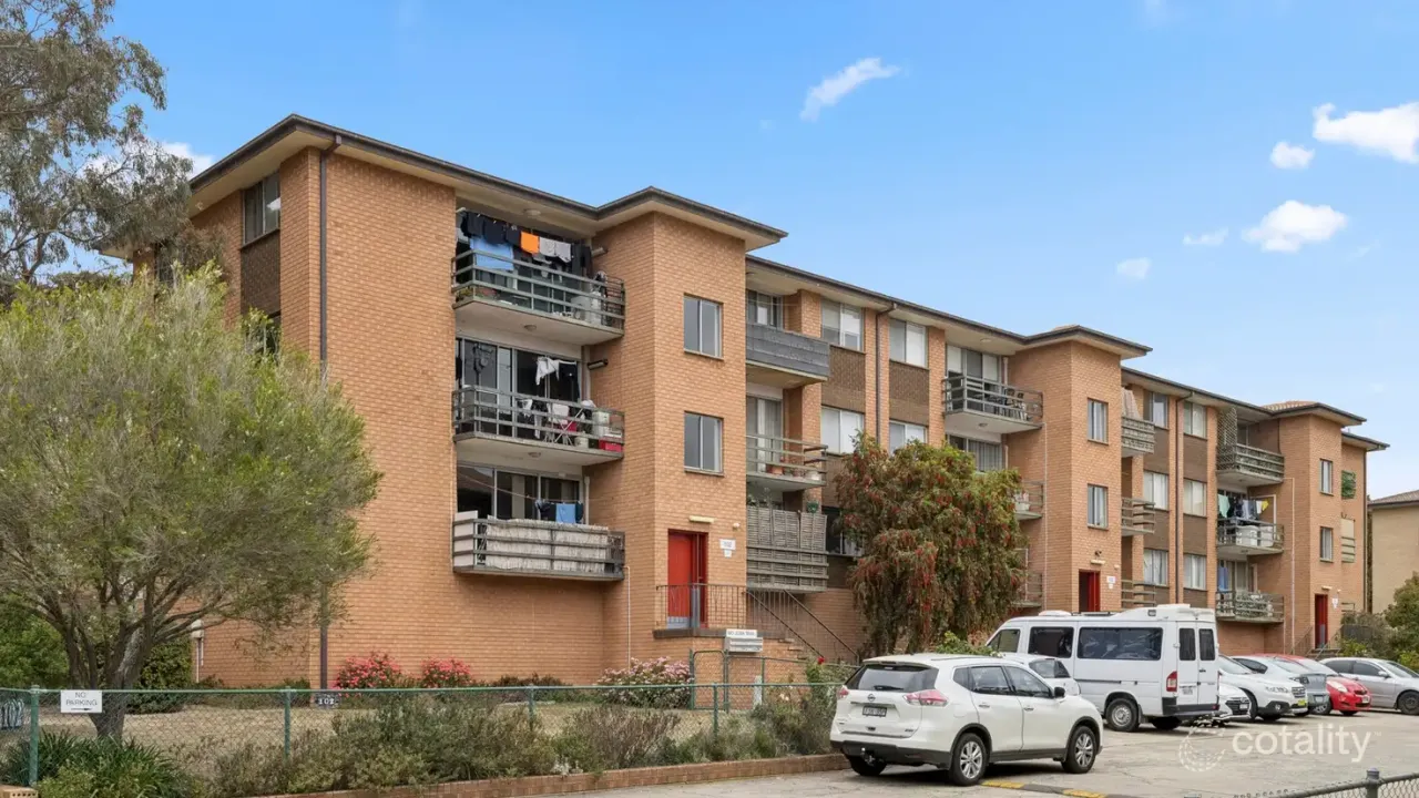 2-bedroom unit at 15/102 Henderson Road, Crestwood, NSW 2620, Queanbeyan-Palerang, New South Wales