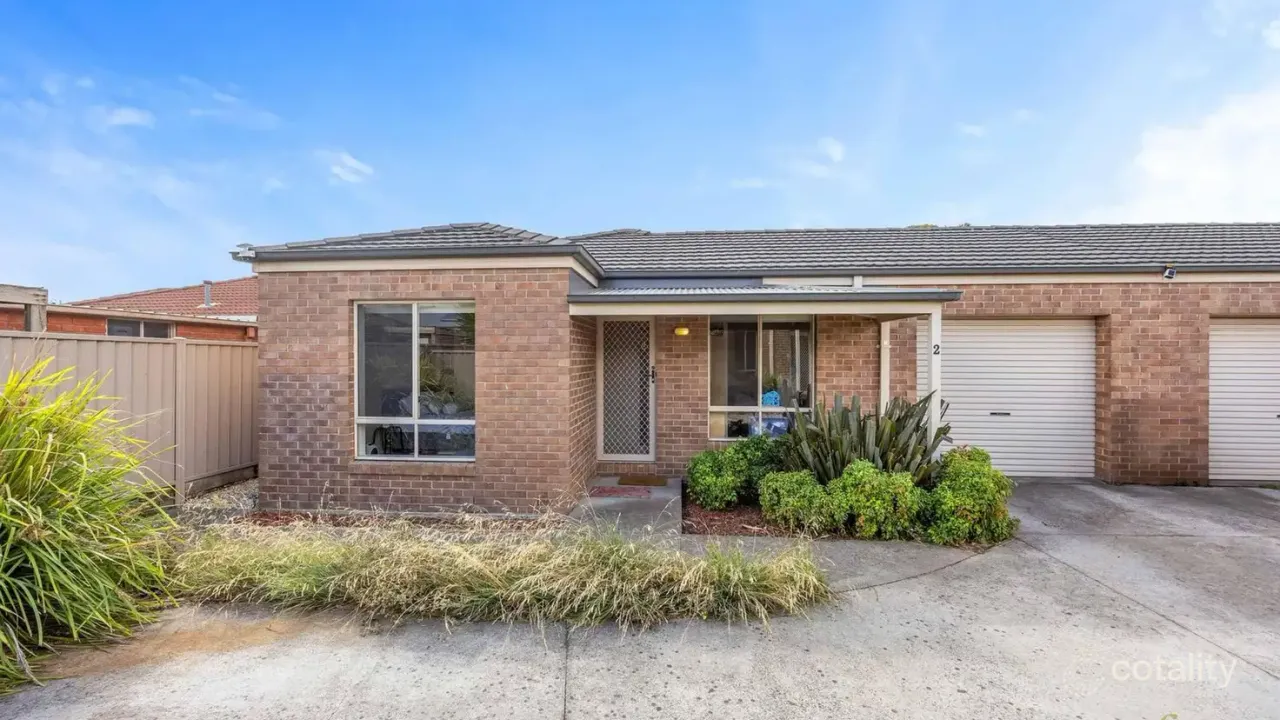 3-bedroom unit at 2/22A Kent Street, Sebastopol, VIC 3356, Ballarat Council, Victoria