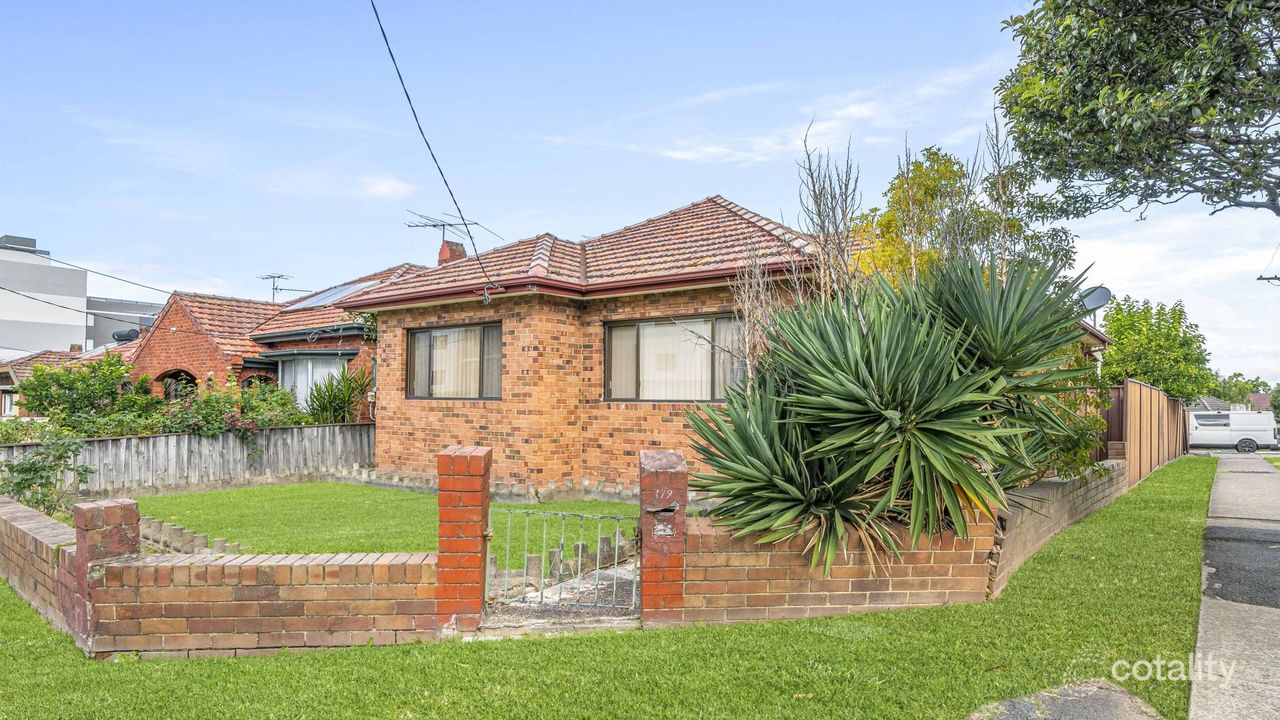 3-bedroom unit at 179 Great Western Highway, Mays Hill, NSW 2145, Cumberland, New South Wales