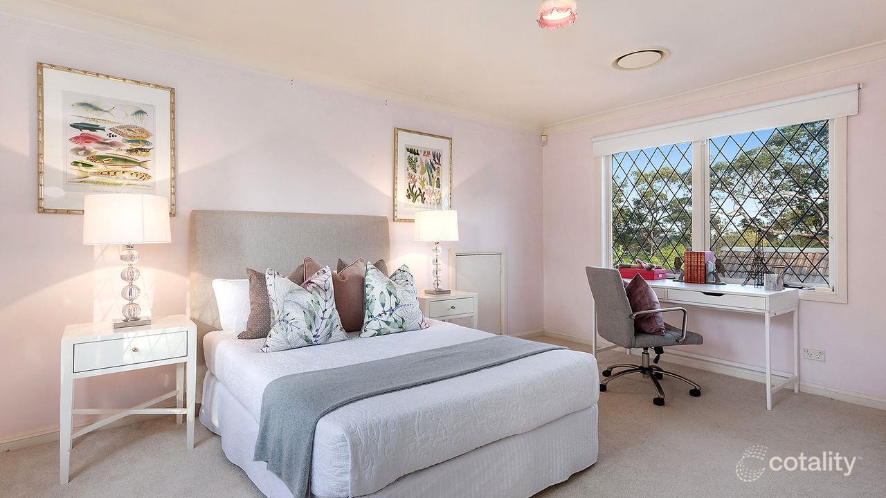 5-bedroom house at 10 Kilpa Place, St Ives, NSW 2075, Ku-ring-gai Council, New South Wales